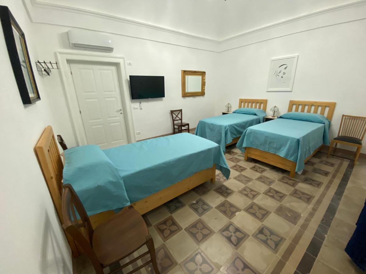 Touristhouse Monopoli 10 Bed & Breakfast Luaran gambar