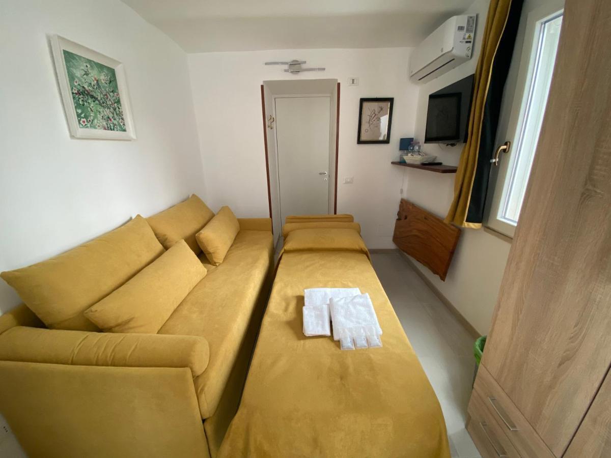 Touristhouse Monopoli 10 Bed & Breakfast Luaran gambar